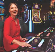 747 Casino Wins section showing sports betting and casino payout highlights